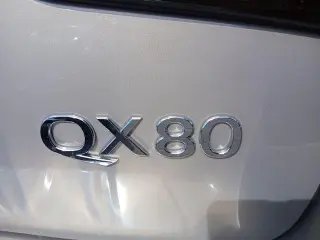 INFINITI QX80 2018 4dr SUV