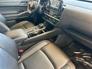 Nissan Pathfinder 2024 SL 4dr SUV