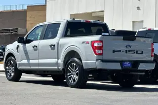 Ford F-150 2023 4x2 XL 4dr SuperCrew 5.5 ft. SB