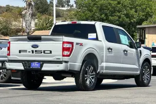 Ford F-150 2023 4x2 XL 4dr SuperCrew 5.5 ft. SB