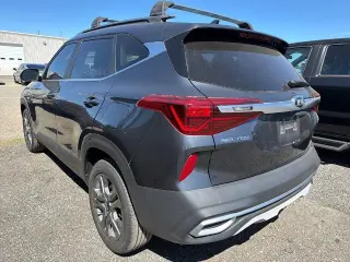 Kia Seltos 2021 AWD S 4dr SUV