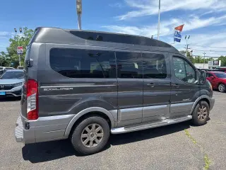 Ford Transit 2017 150 XL 3dr SWB Low Roof Passenger Van w/60/40 Passenger Side Doors