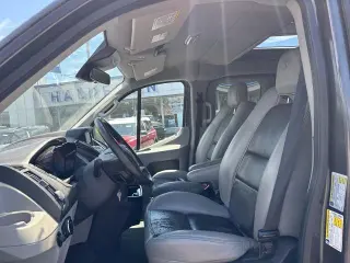 Ford Transit 2017 150 XL 3dr SWB Low Roof Passenger Van w/60/40 Passenger Side Doors