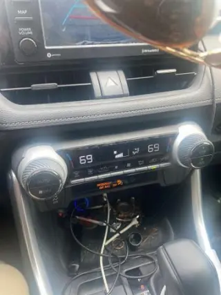 Toyota RAV4 Hybrid 2022 AWD XLE 4dr SUV