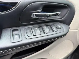 Dodge Grand Caravan 2020 SXT 4dr Mini-Van