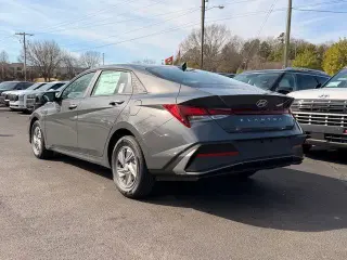 Hyundai ELANTRA 2026 SE 4dr Sedan