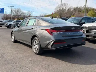 Hyundai ELANTRA 2026 SE 4dr Sedan