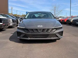 Hyundai ELANTRA 2026 SE 4dr Sedan