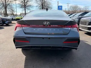 Hyundai ELANTRA 2026 SE 4dr Sedan