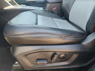 Ford Explorer 2023 AWD XLT 4dr SUV