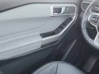 Ford Explorer 2023 AWD XLT 4dr SUV