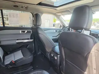 Ford Explorer 2023 AWD XLT 4dr SUV