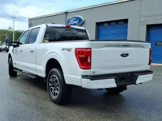 Ford F-150 2023 4x4 XL 4dr SuperCrew 5.5 ft. SB
