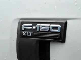 Ford F-150 2023 4x4 XL 4dr SuperCrew 5.5 ft. SB