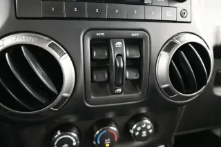 Jeep Wrangler JK Unlimited 2018 4x4 Sport 4dr SUV