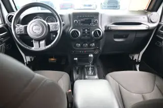 Jeep Wrangler JK Unlimited 2018 4x4 Sport 4dr SUV