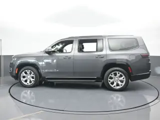 Jeep Wagoneer 2022 4x2 Series II 4dr SUV