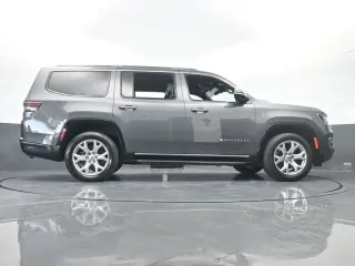 Jeep Wagoneer 2022 4x2 Series II 4dr SUV