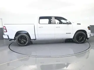 Ram 1500 2020 4x2 Big Horn 4dr Crew Cab 5.6 ft. SB Pickup