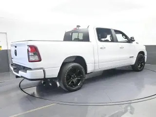 Ram 1500 2020 4x2 Big Horn 4dr Crew Cab 5.6 ft. SB Pickup