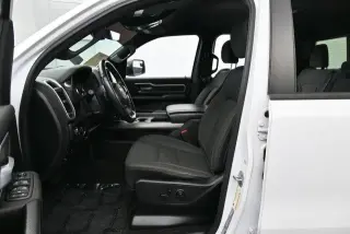 Ram 1500 2020 4x2 Big Horn 4dr Crew Cab 5.6 ft. SB Pickup