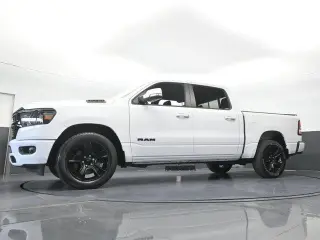 Ram 1500 2020 4x2 Big Horn 4dr Crew Cab 5.6 ft. SB Pickup