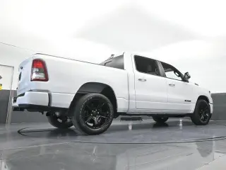 Ram 1500 2020 4x2 Big Horn 4dr Crew Cab 5.6 ft. SB Pickup