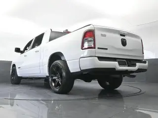 Ram 1500 2020 4x2 Big Horn 4dr Crew Cab 5.6 ft. SB Pickup