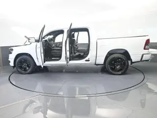 Ram 1500 2020 4x2 Big Horn 4dr Crew Cab 5.6 ft. SB Pickup