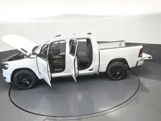 Ram 1500 2020 4x2 Big Horn 4dr Crew Cab 5.6 ft. SB Pickup