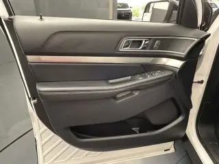 Ford Explorer 2018 XLT 4dr SUV