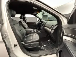 Ford Explorer 2018 XLT 4dr SUV