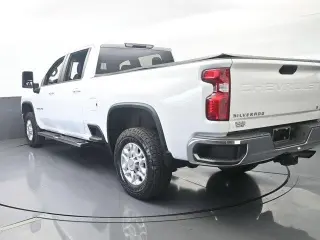Chevrolet Silverado 2500HD 2022 4x2 LT 4dr Crew Cab SB