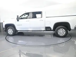 Chevrolet Silverado 2500HD 2022 4x2 LT 4dr Crew Cab SB