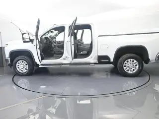 Chevrolet Silverado 2500HD 2022 4x2 LT 4dr Crew Cab SB
