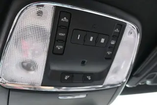 Chrysler 300 2018 S 4dr Sedan