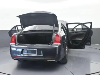 Chrysler 300 2018 S 4dr Sedan