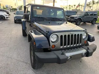 Jeep Wrangler Unlimited 2013 4x4 Sport 4dr SUV