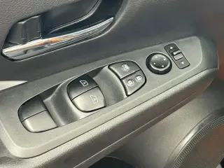 Nissan Kicks 2023 SR 4dr Crossover
