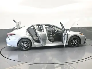 Toyota Camry 2024 SE 4dr Sedan