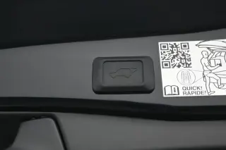 Toyota RAV4 Hybrid 2025 AWD Limited 4dr SUV