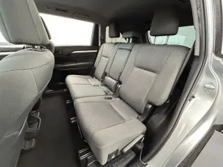 Toyota Highlander 2019 LE 4dr SUV (2.7L I4)