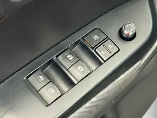 Toyota Highlander 2019 LE 4dr SUV (2.7L I4)