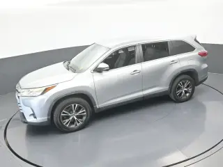 Toyota Highlander 2019 LE 4dr SUV (2.7L I4)
