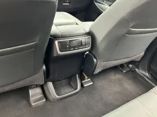 Toyota Highlander 2019 LE 4dr SUV (2.7L I4)