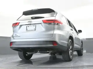Toyota Highlander 2019 LE 4dr SUV (2.7L I4)