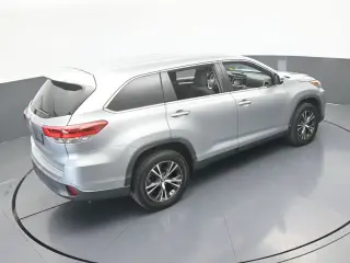 Toyota Highlander 2019 LE 4dr SUV (2.7L I4)