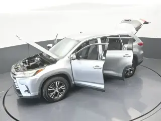 Toyota Highlander 2019 LE 4dr SUV (2.7L I4)