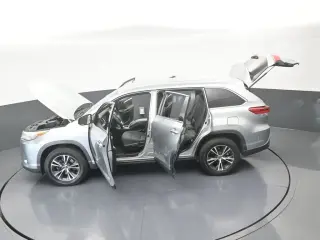 Toyota Highlander 2019 LE 4dr SUV (2.7L I4)
