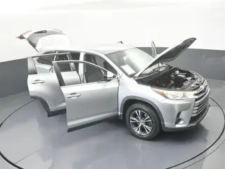 Toyota Highlander 2019 LE 4dr SUV (2.7L I4)